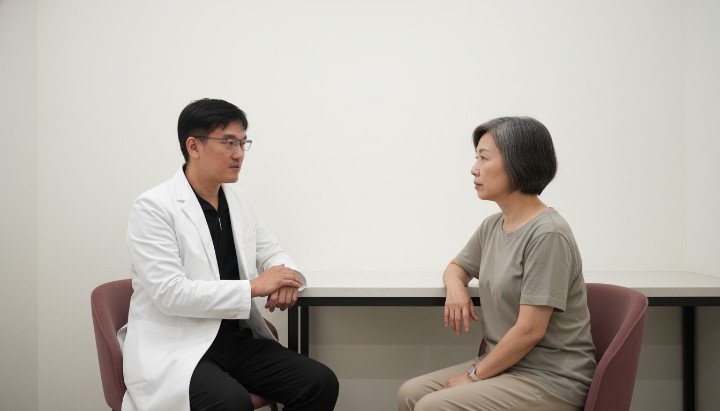 醫師門診諮詢提高減肥針依從性 患者居家記錄維持減肥針依從性 規律施打藥物確保減肥針依從性 醫病溝通有助於提升減肥針依從性